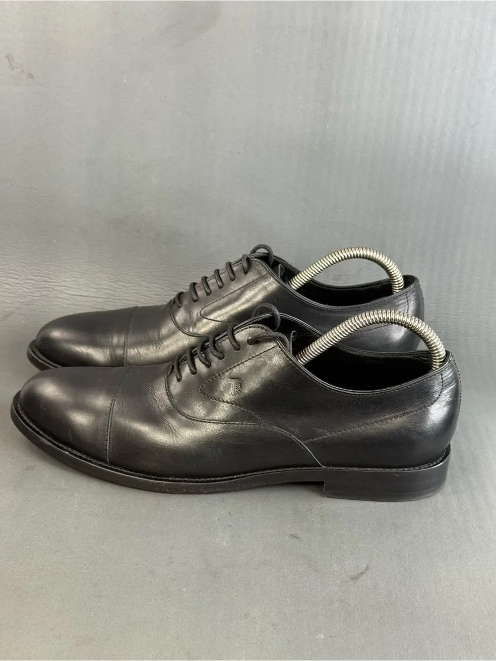 Tod's black leather oxford dress shoes men’s size 7.5